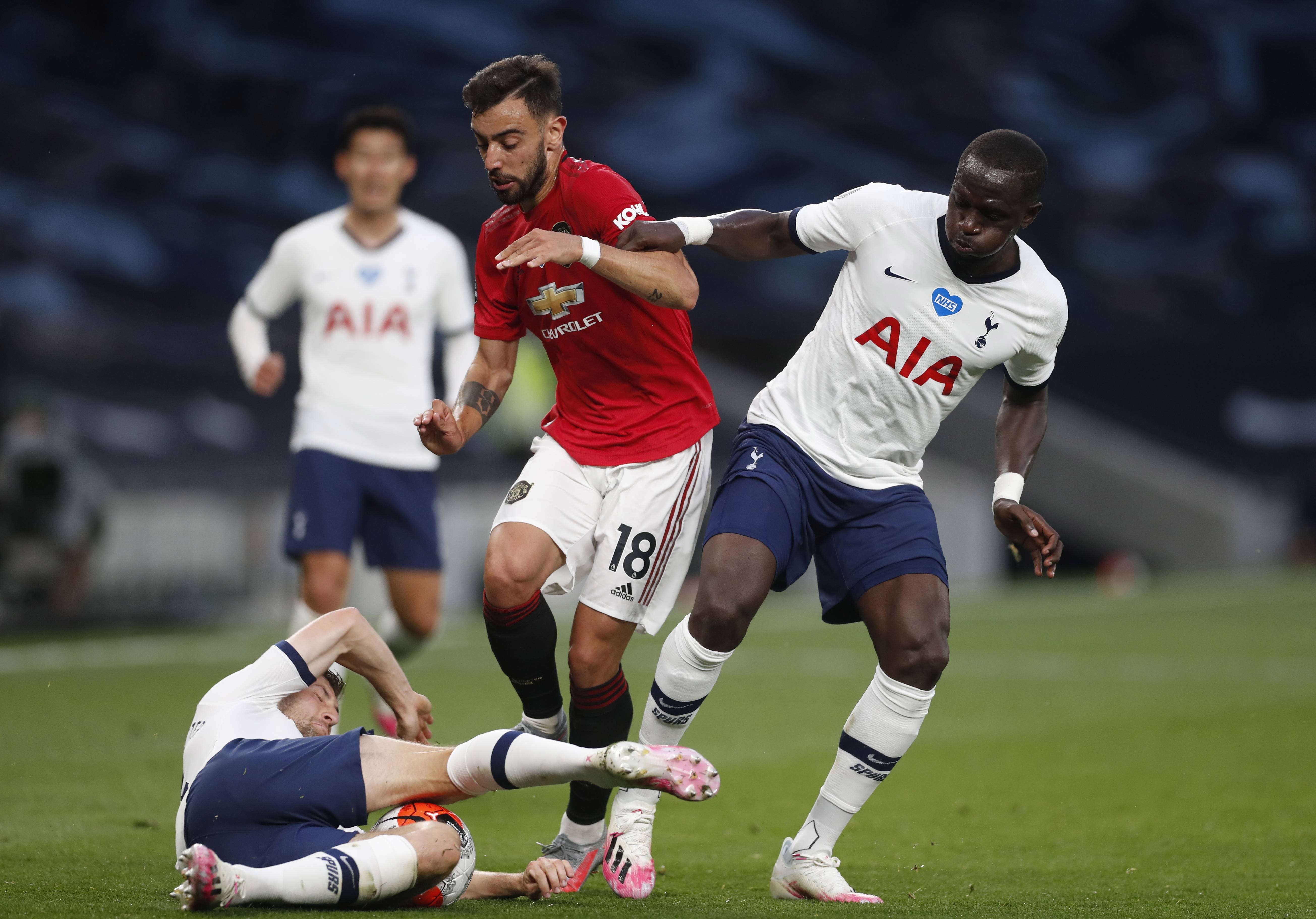 指挥后防线 指挥后防线